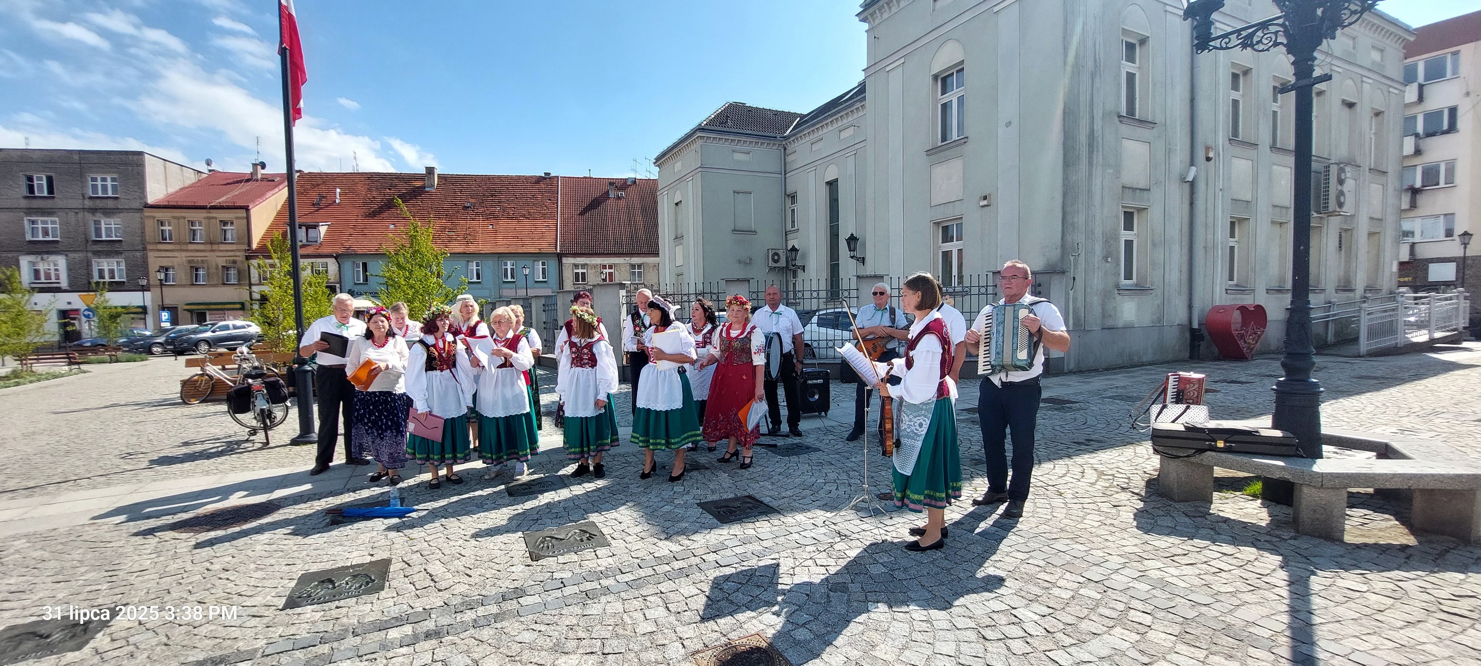 Milicki Rynek - pierwsze muzyczne wyjście